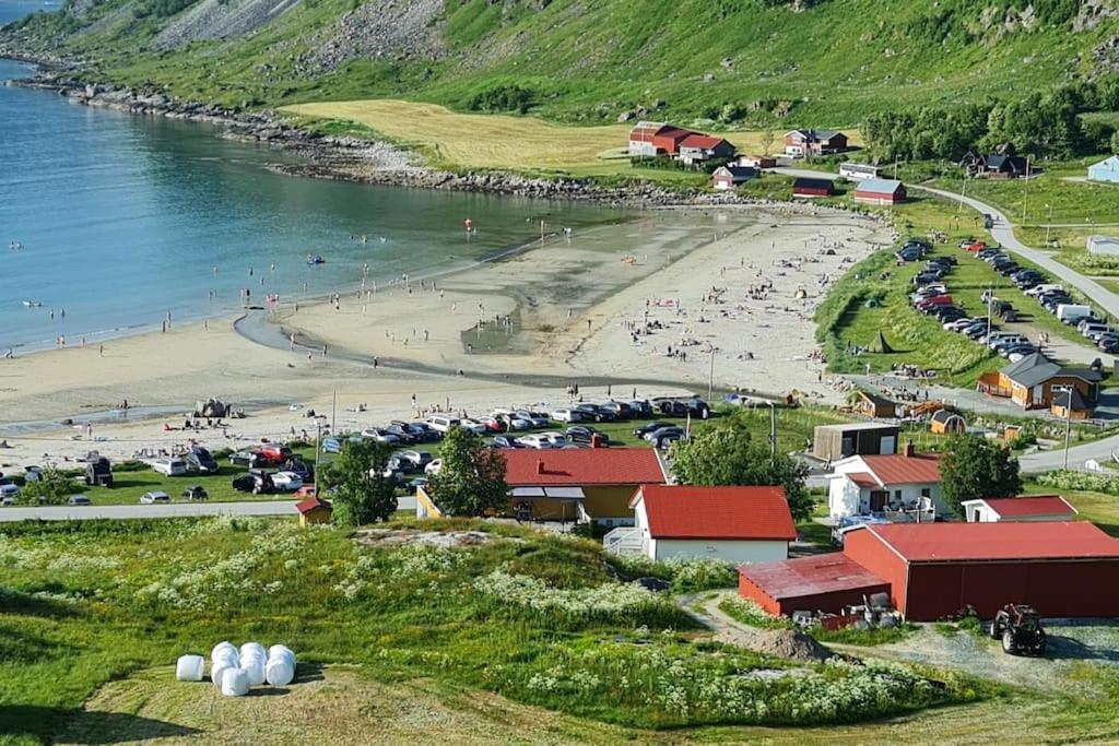 Arctic Lodge Tromvik With Jacuzzi Tromsø Exterior foto